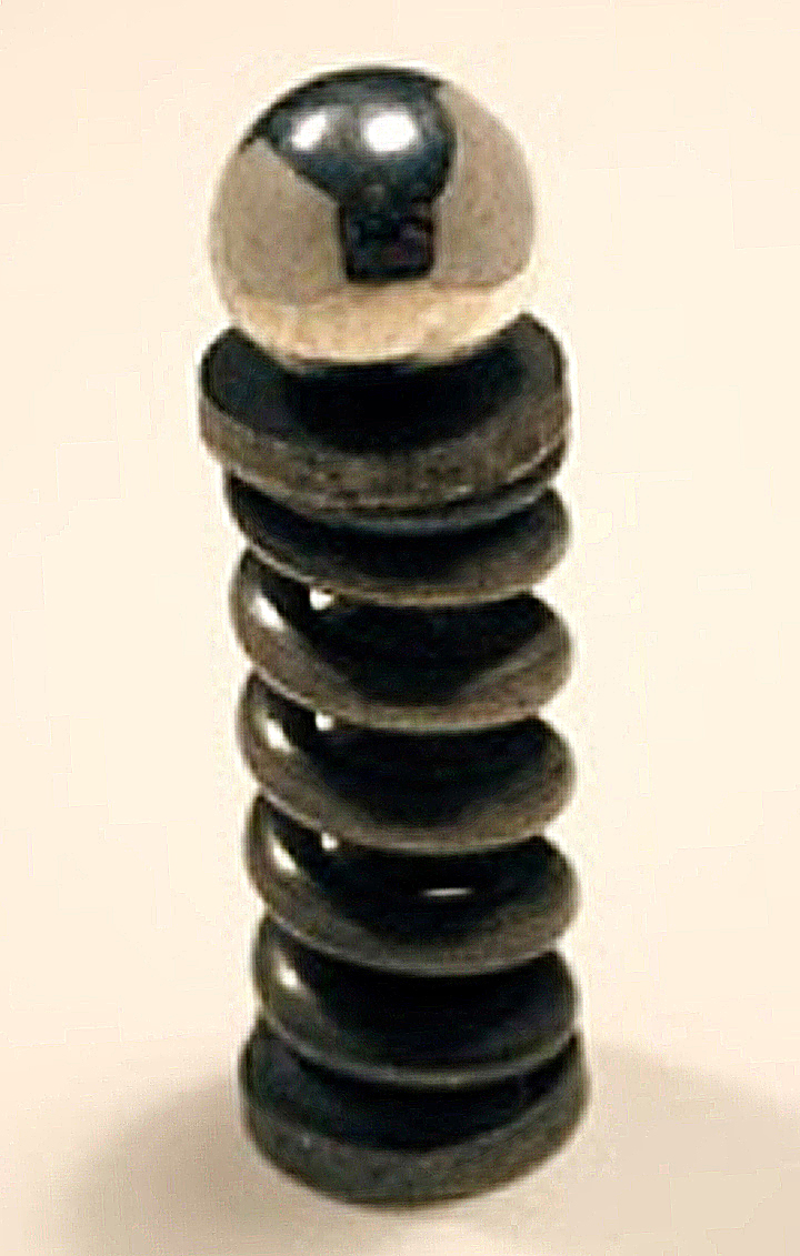 photo 4 ball bearing and spring