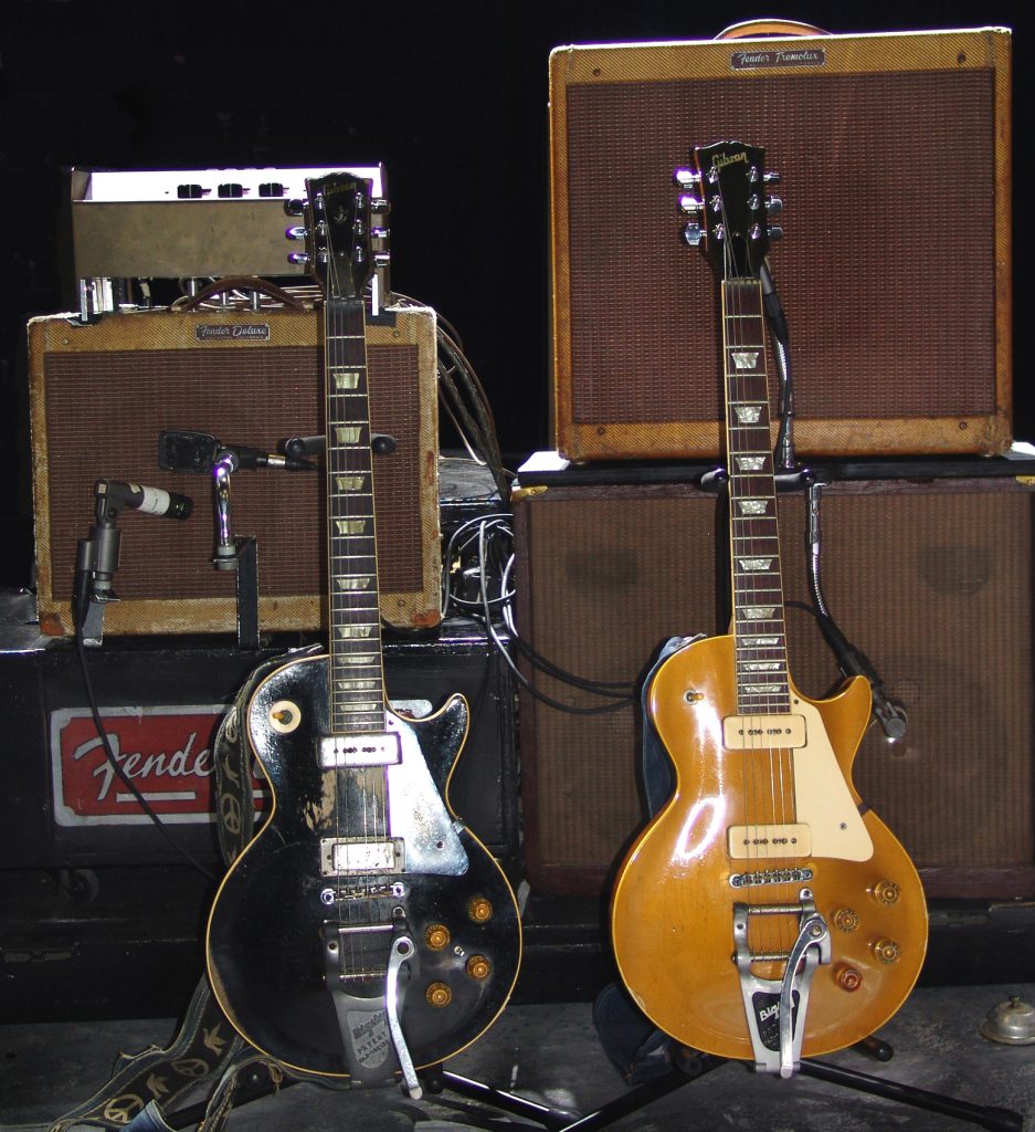 photo 6 Old Black and Larry gold
