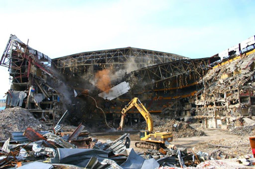 roadstories-buffalodemolition