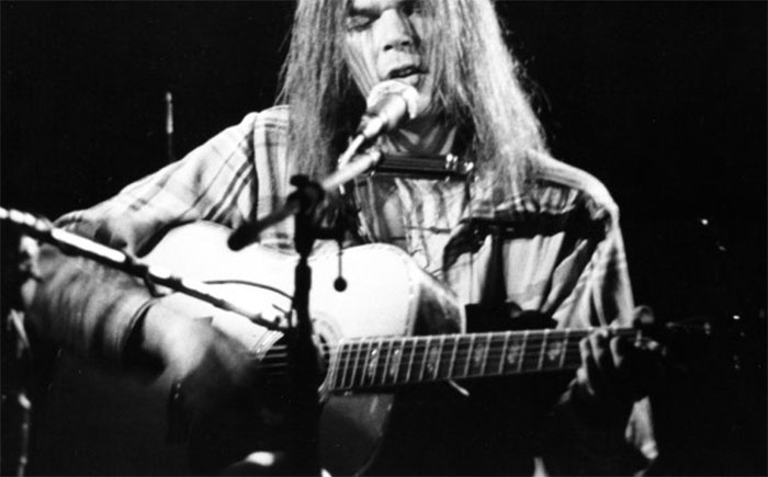 roadstories-reviewofcarnegiehall-1